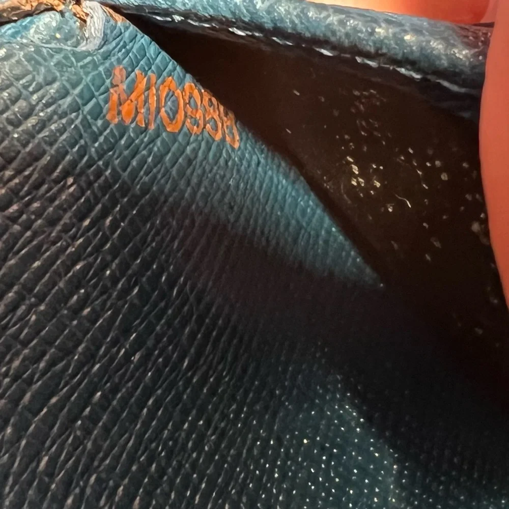 Louis Vuitton Blue Epi Leather Compact BiFold Wallet Unisex Vintage 98 Authentic